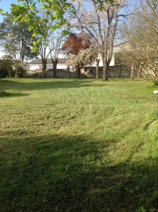 Ancien Presbytere Au Coeur Du Village Mauvezin  Luaran gambar