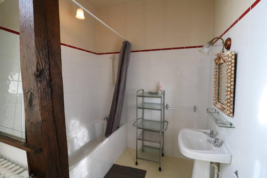 Ancien Presbytere Au Coeur Du Village Mauvezin  Luaran gambar