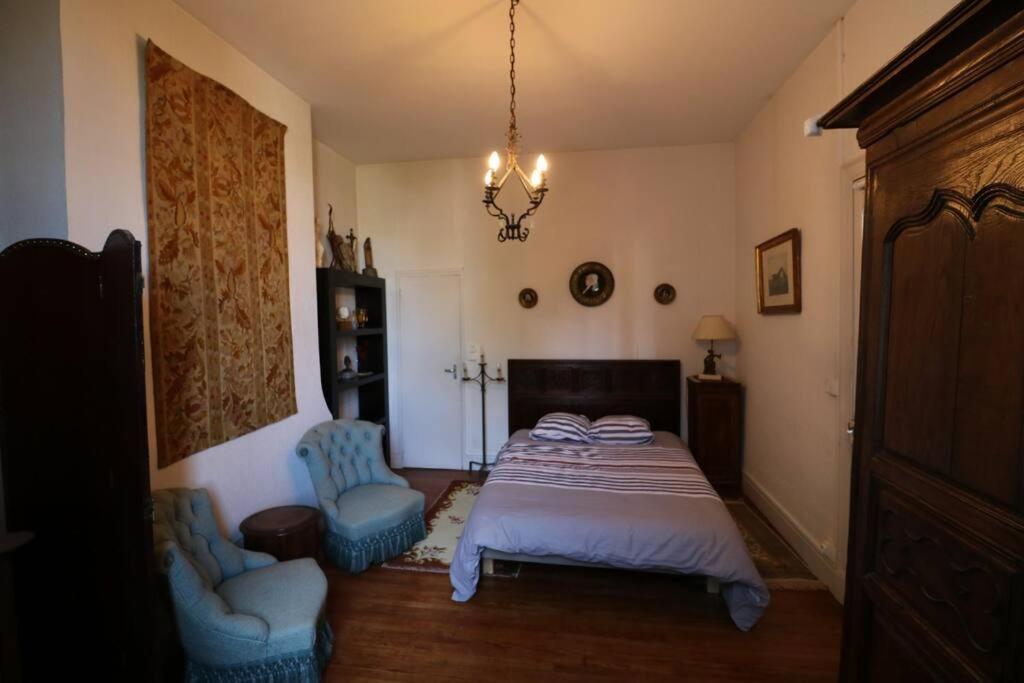 Ancien Presbytere Au Coeur Du Village Mauvezin  Luaran gambar