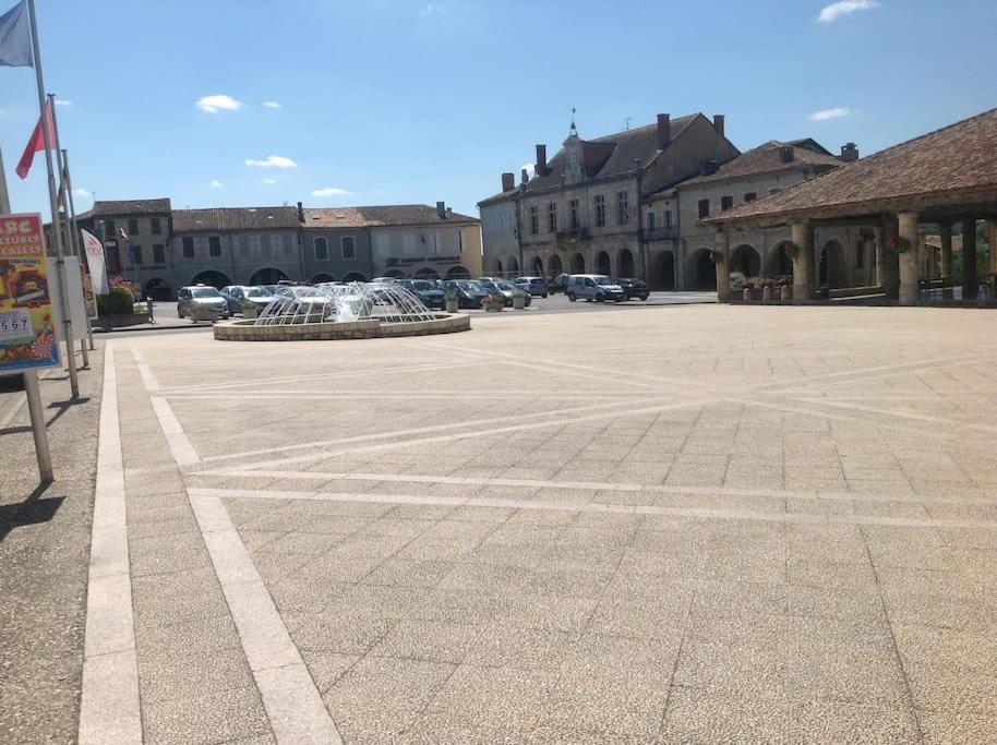 Ancien Presbytere Au Coeur Du Village Mauvezin  Luaran gambar